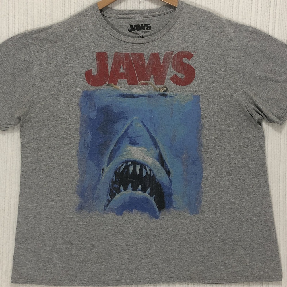 Jaws Movie Poster Graphic T-Shirt Gray Mens 2XL Short Sleeve Universal Studios